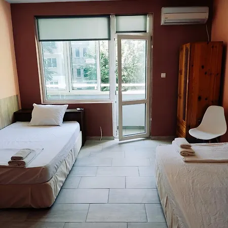 Pleven Rooms Hotel *