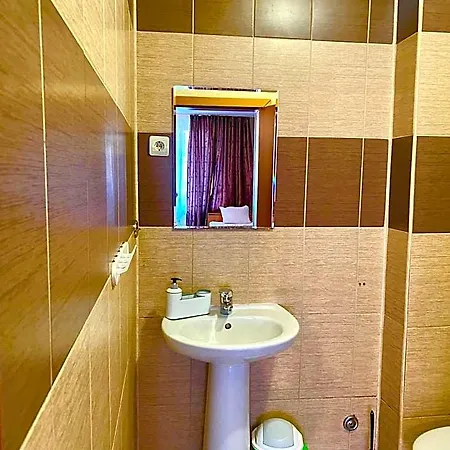 Pleven Rooms *